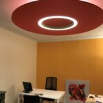 éclairage professionnel avec solution acoustique intégrée